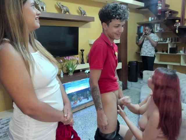 secret-of-roomies webcam