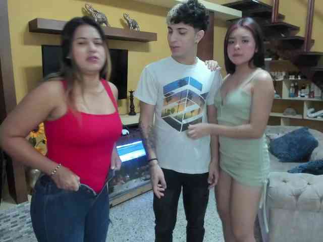 secret-of-roomies webcam