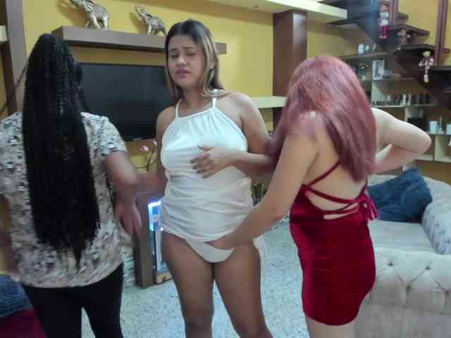 secret-of-roomies webcam