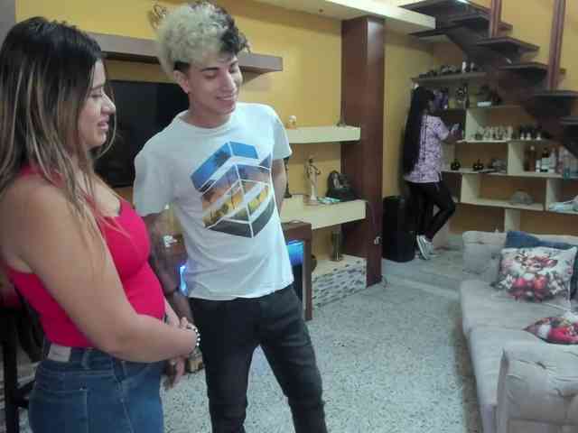 secret-of-roomies webcam