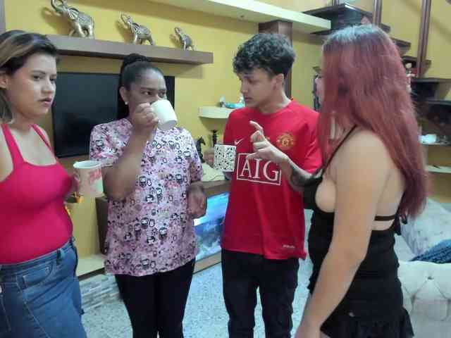 secret-of-roomies webcam