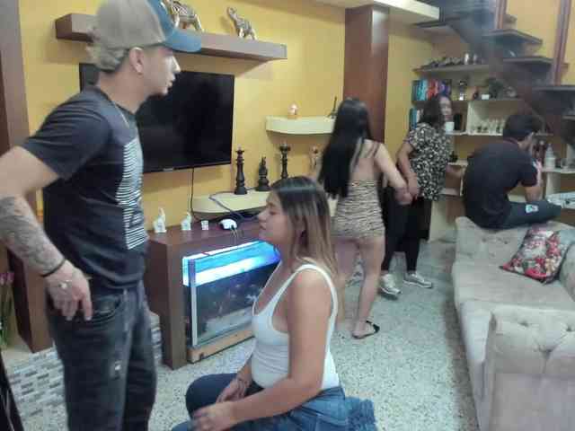 secret-of-roomies webcam