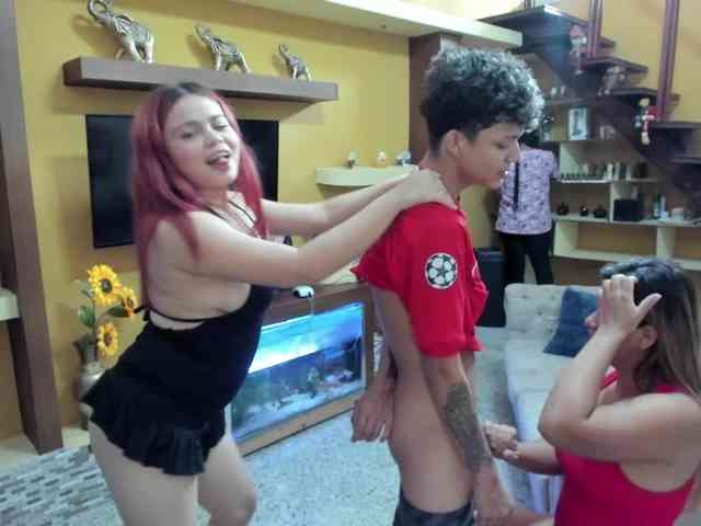 secret-of-roomies webcam