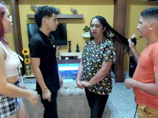 secret-of-roomies secret-of-roomies