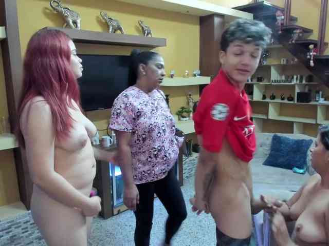 secret-of-roomies webcam