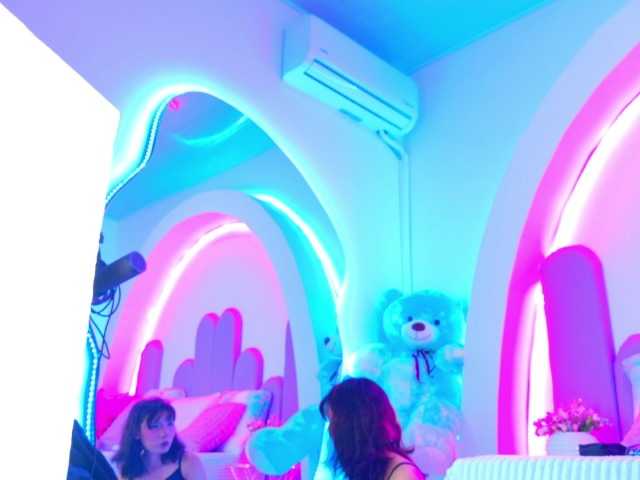 BunnySexyy's BongaCams show and profile