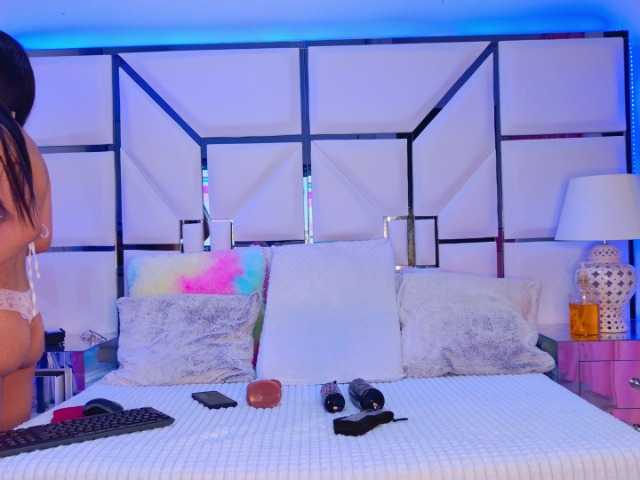 BunnySexyy's BongaCams show and profile