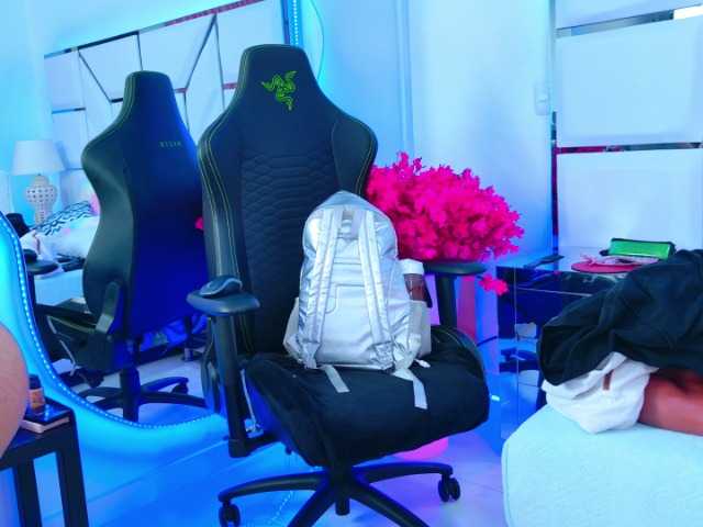 BunnySexyy's BongaCams show and profile