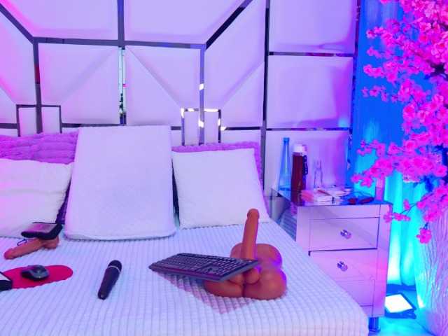 BunnySexyy's BongaCams show and profile