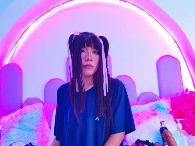 BunnySexyy's BongaCams show and profile