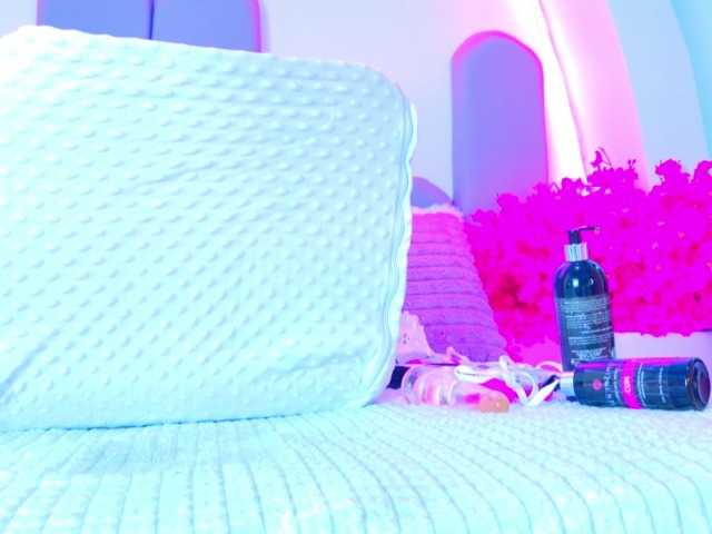 BunnySexyy's BongaCams show and profile