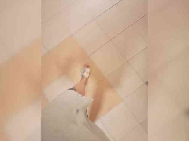 Lady-marshmallow... Live Webcam on BongaCams