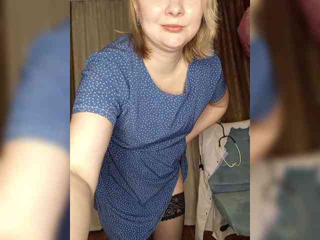 Lady-marshmallow... Live Webcam on BongaCams