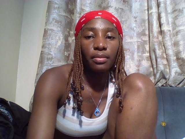  Hornycammy23 chat room