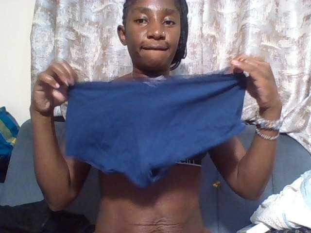 Profile and Statistics for Hornycammy23 on BongaCams