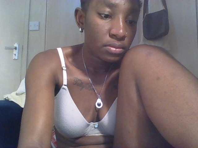 Hornycammy23's BongaCams show and profile