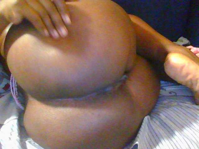 Hornycammy23's BongaCams show and profile