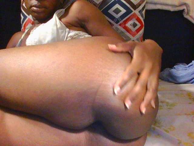 Hornycammy23's BongaCams show and profile