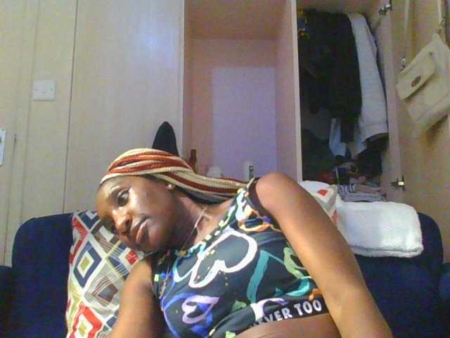 Horny Cammy (Hornycammy23)