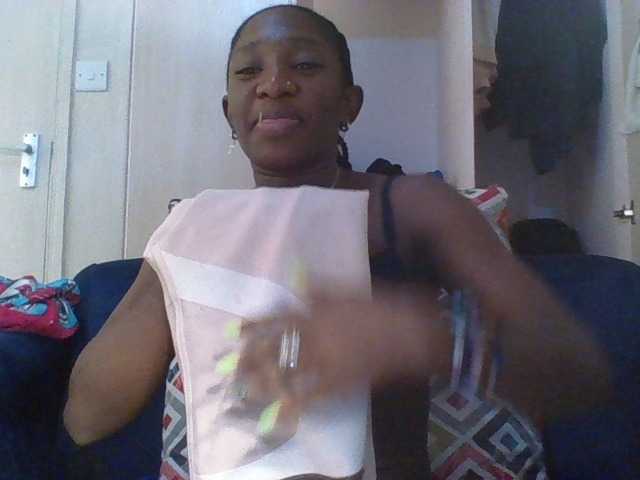 Hornycammy23's BongaCams show and profile