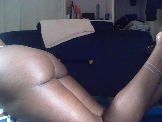 Hornycammy23's BongaCams show and profile