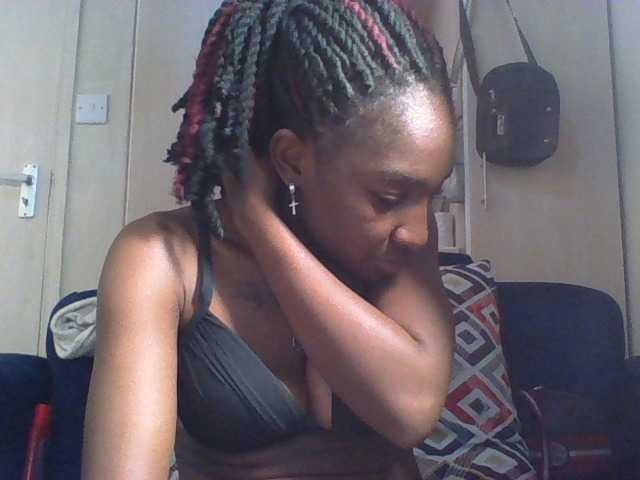 Hornycammy23's BongaCams show and profile