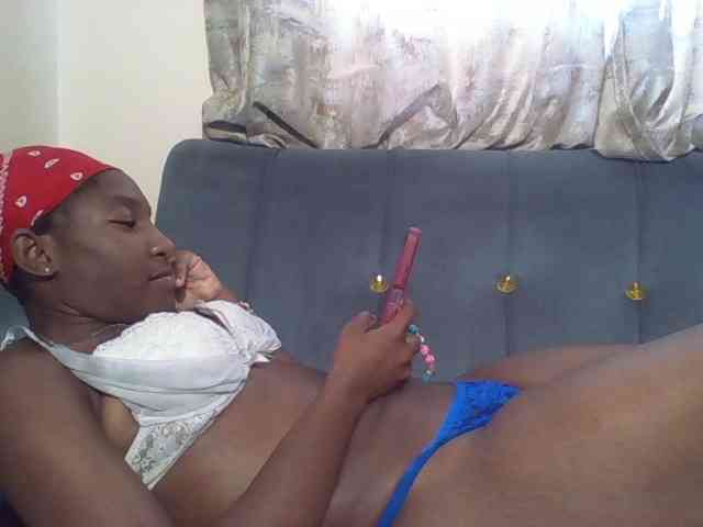 Hornycammy23 Hornycammy23