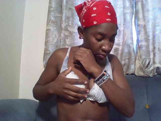 Hornycammy23 Hornycammy23