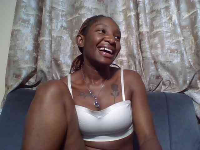 Hornycammy23 Hornycammy23