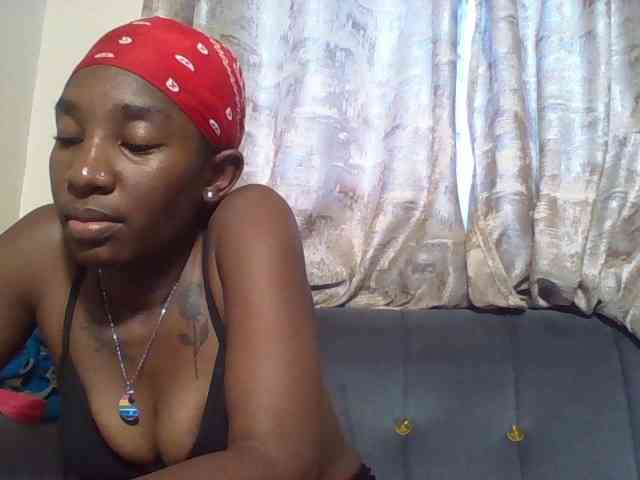 Hornycammy23 Hornycammy23