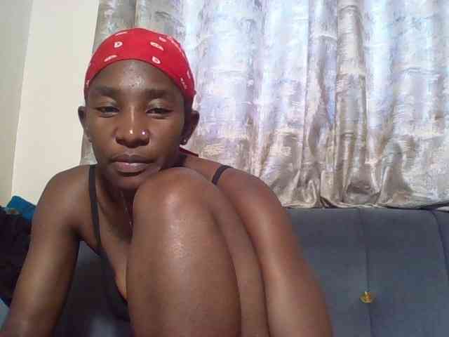 Hornycammy23 Hornycammy23