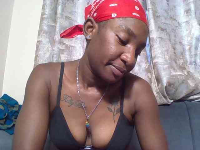 Hornycammy23 Hornycammy23