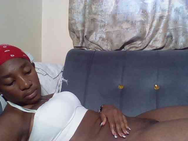 Hornycammy23 Hornycammy23