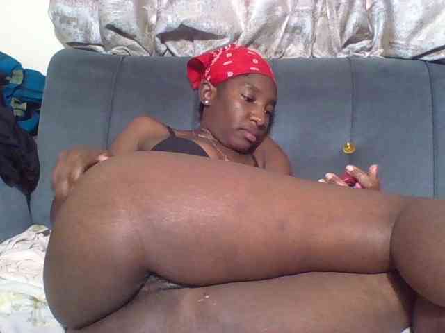 Hornycammy23 Hornycammy23