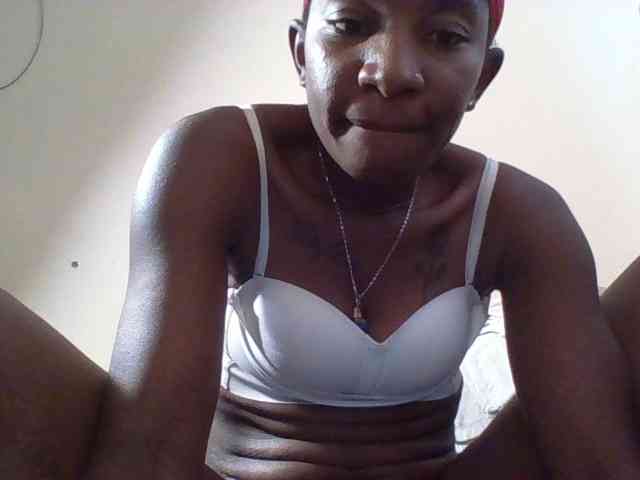 Hornycammy23 Hornycammy23