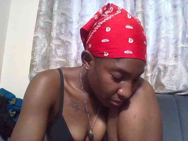 Hornycammy23 Hornycammy23