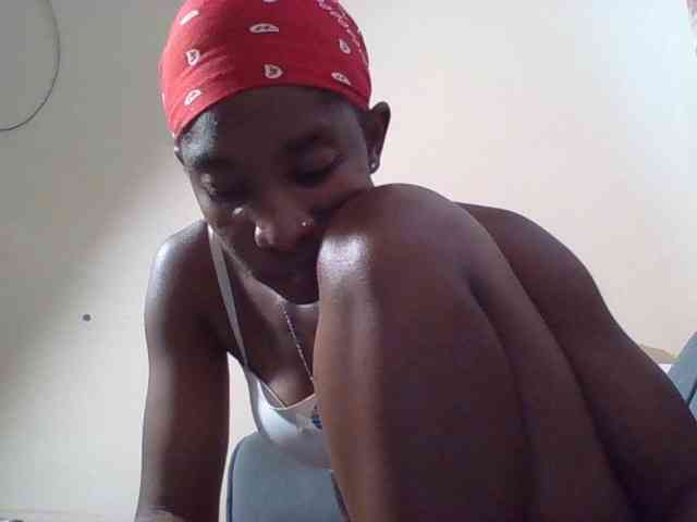 Hornycammy23 Hornycammy23