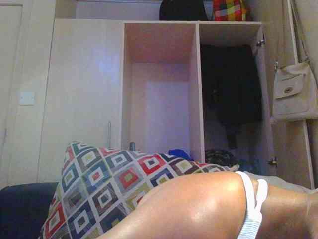 Hornycammy23 webcam