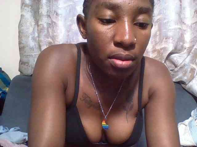 Hornycammy23 Live Webcam on BongaCams