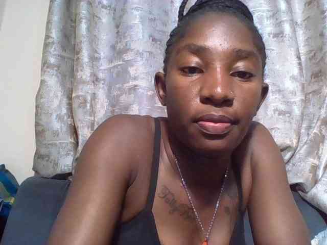 Hornycammy23 Live Webcam on BongaCams