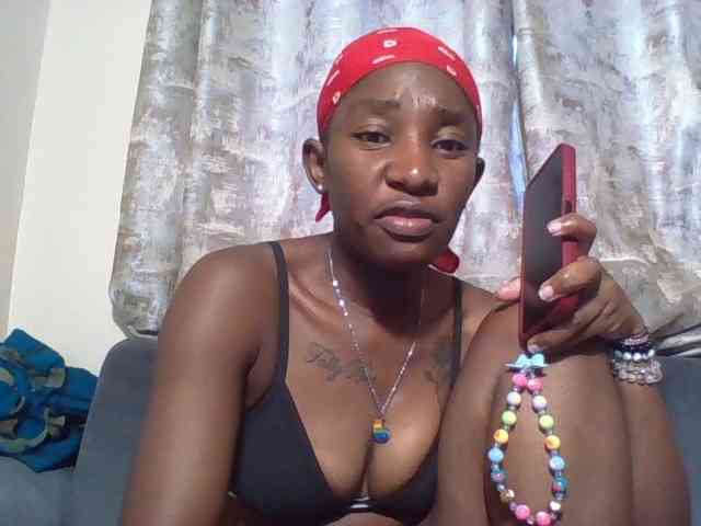 Hornycammy23 Hornycammy23