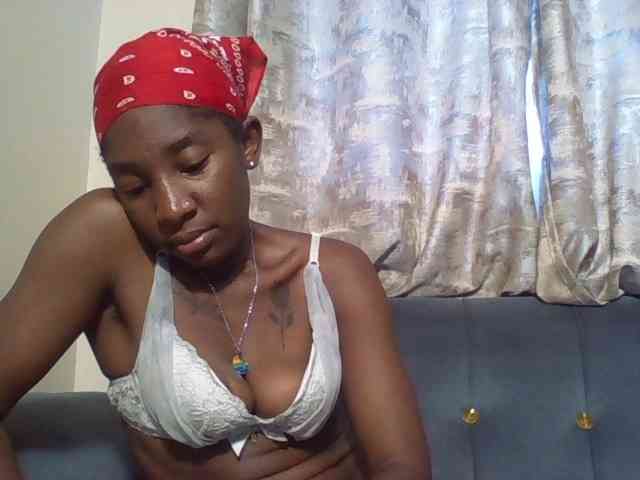 Hornycammy23 Hornycammy23