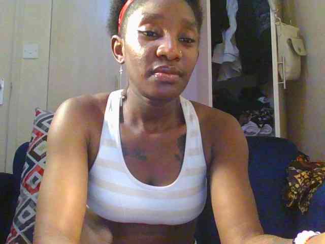 Hornycammy23 Hornycammy23