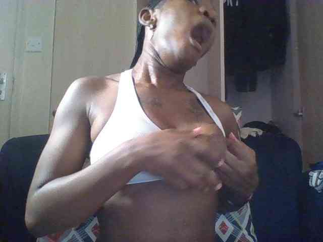 Hornycammy23 Hornycammy23