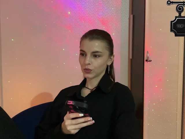 LISSSA1's BongaCams show and profile