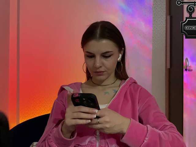 LISSSA1's BongaCams show and profile