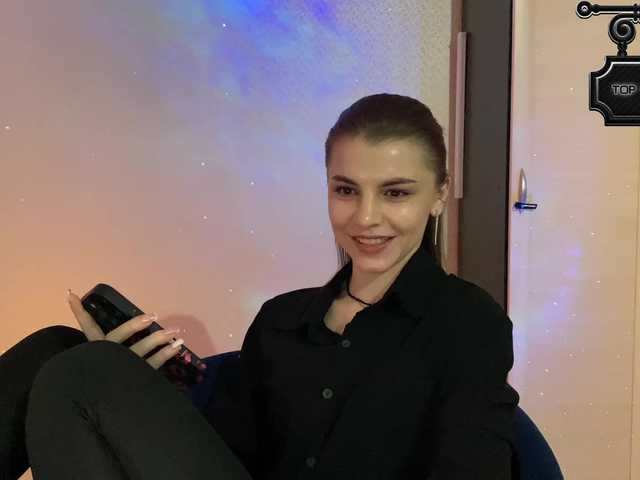 LISSSA1's BongaCams show and profile