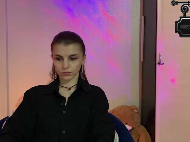 LISSSA1's BongaCams show and profile