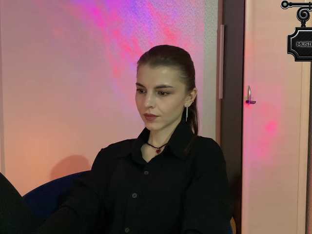 LISSSA1's BongaCams show and profile