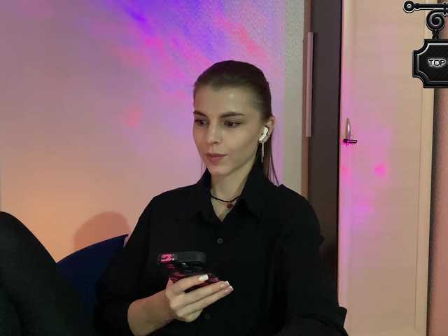 LISSSA1's BongaCams show and profile